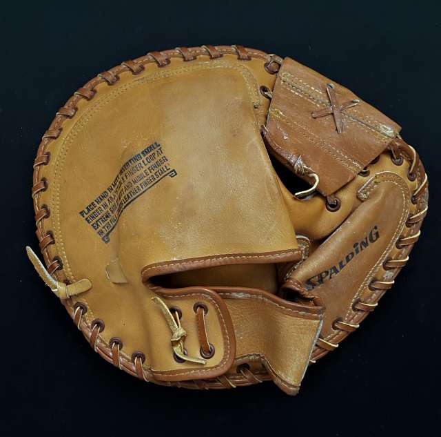 Larry Yogi Berra Spalding 1459 Back