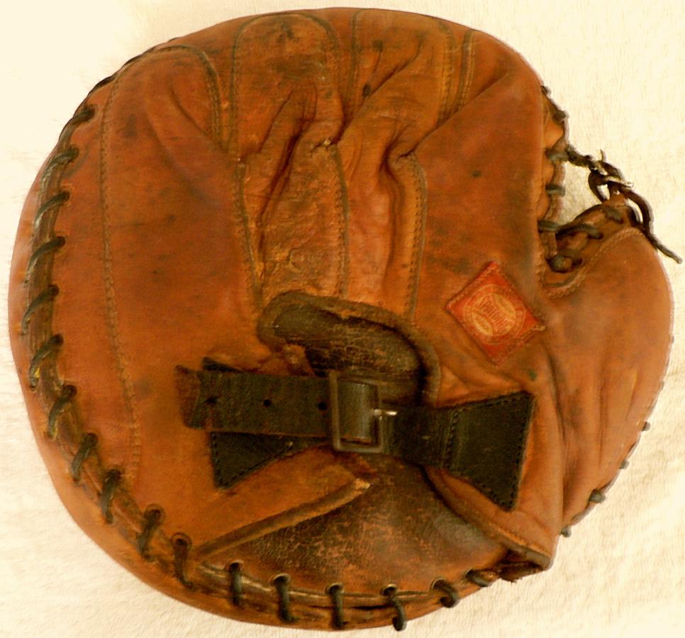 Spalding 70 Perfection Catchers Mitt Back Catchers Mitts Spalding