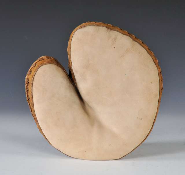 Spalding Two Tone Catchers Mitt Front