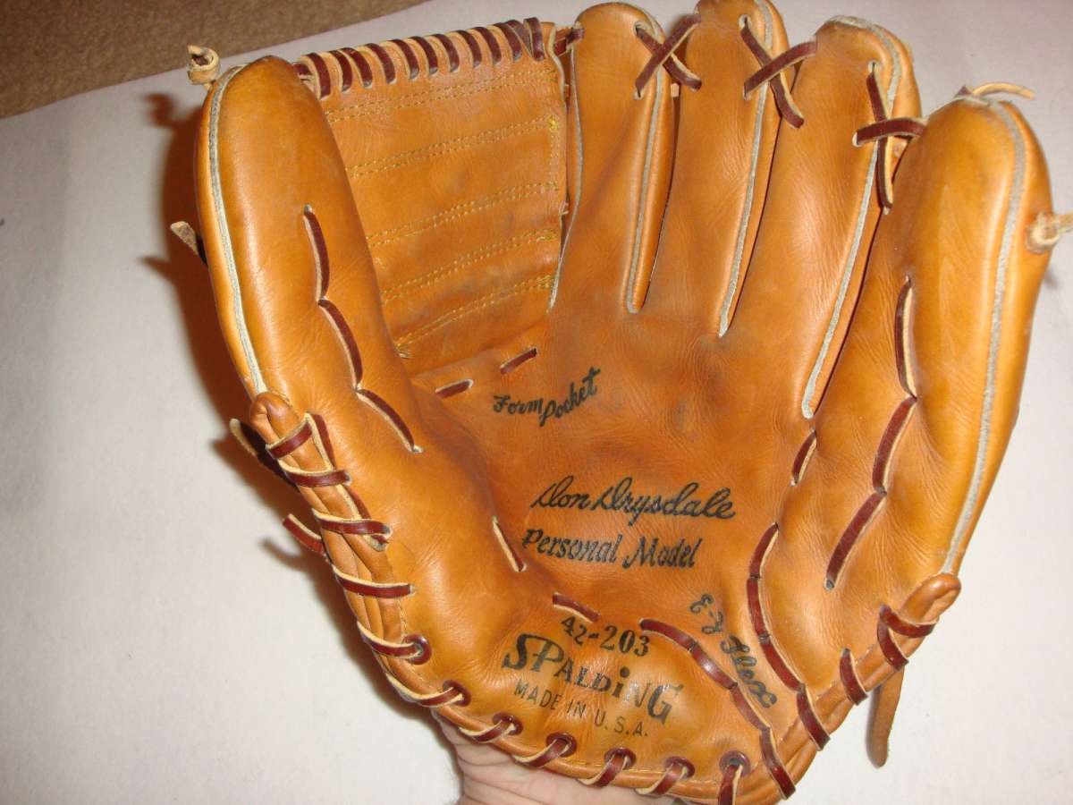 Don Drysdale Spalding 42203 Personal Model Front Spalding Baseball