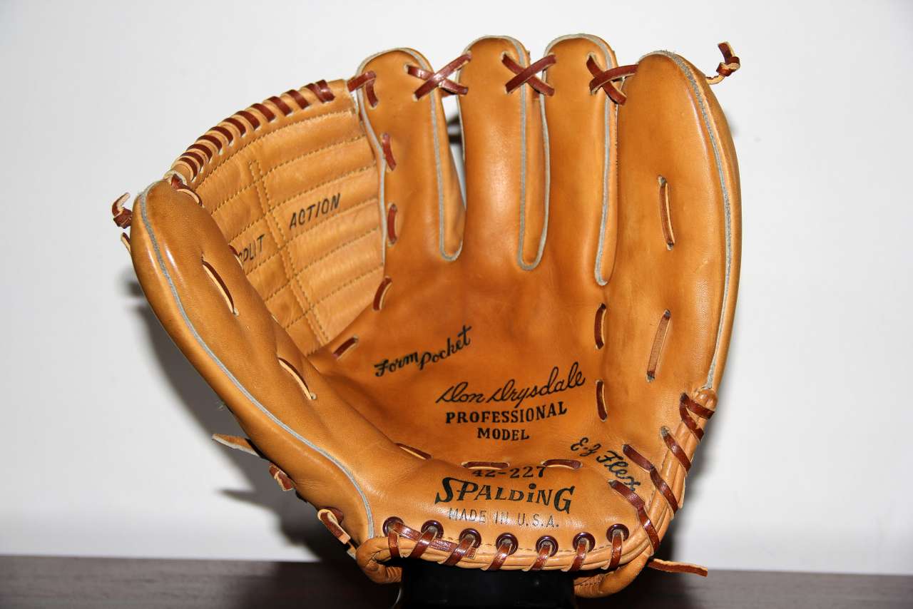 Gant De Baseball Spalding Don Drysdale - Droiter 11" - Occasion - Modèle Signature Ancien