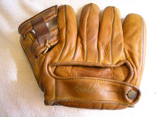 frankie-frisch-spalding-128-lefty-back-doug