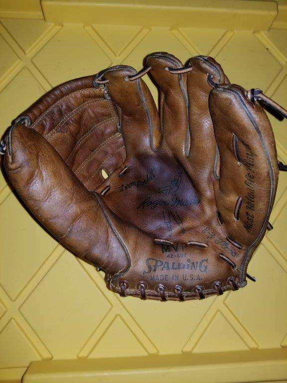 Roger Maris Spalding 42-397 Front