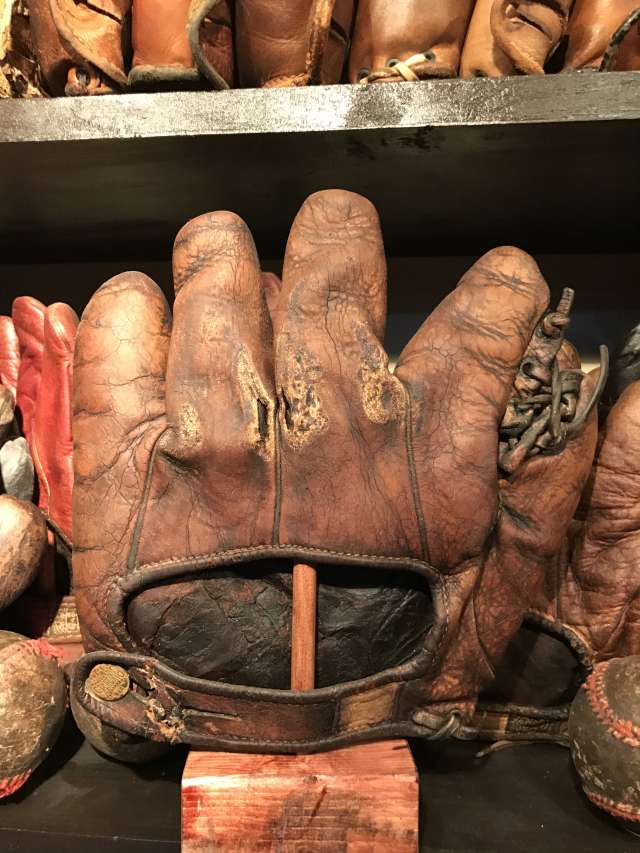 Spalding Grommet Web Back