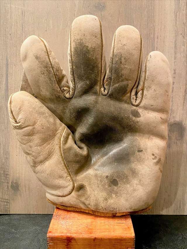 Spalding PXL 1 Inch Web Front