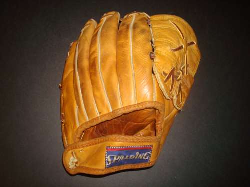 Whitey Ford Spalding 42-345 Back