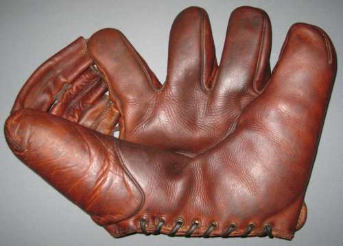 Enos Slaughter Stall & Dean Front