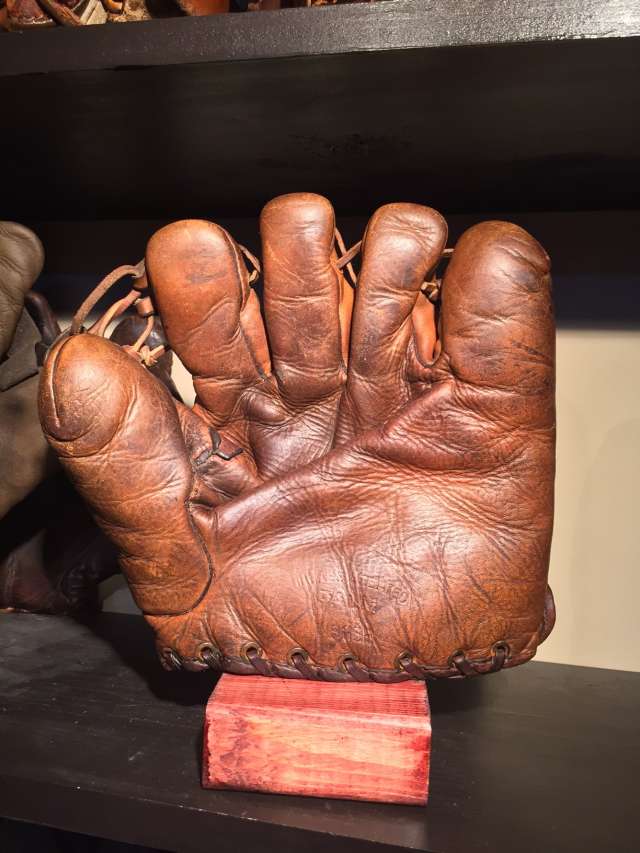 Hack Wilson Stall & Dean 8082 Front