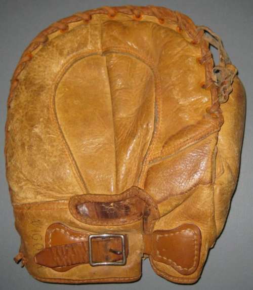 Stall & Dean 7631 Basemitt Back