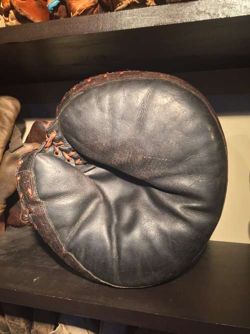 Stall & Dean Catchers Mitt Black Front