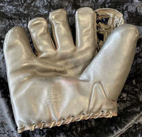 Ted Williams Stall & Dean 3086 Front