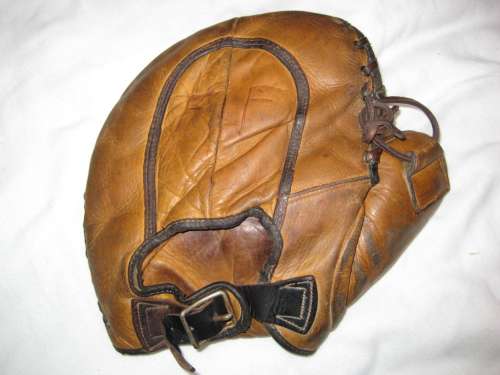 Rajah Hornsby Wilson 581 Basemitt Back