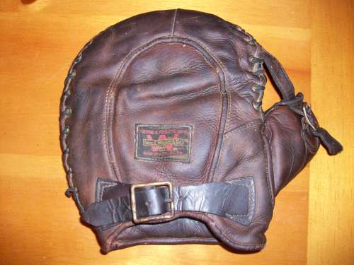 Ray Grimes Thomas E. Wilson 551 Basemitt Back