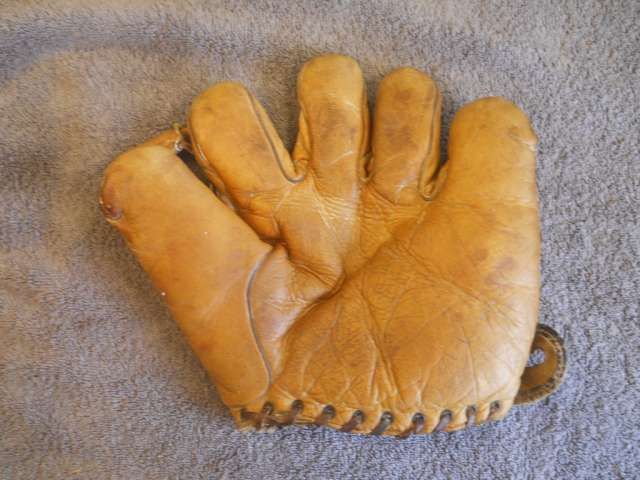 Bill Jurges Wilson 629 Front