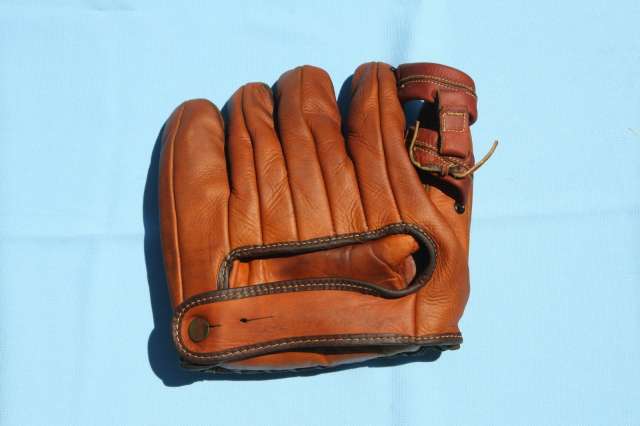 Don Johnson Wilson 635 Back