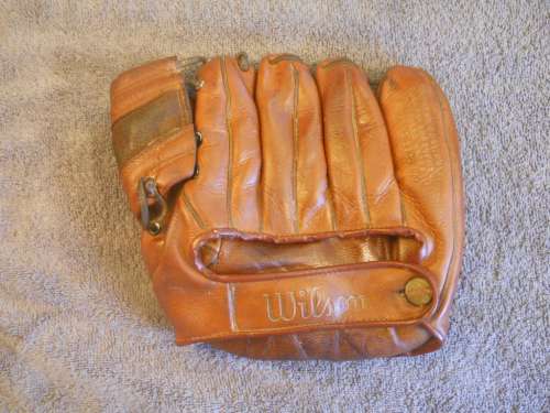 Frank Thomas Wilson A2107 Back