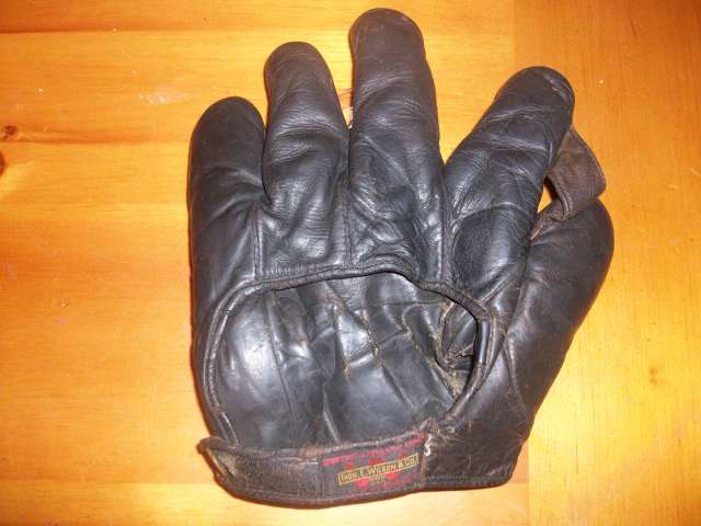 Harry Heilman Thomas E. Wilson 604 Back