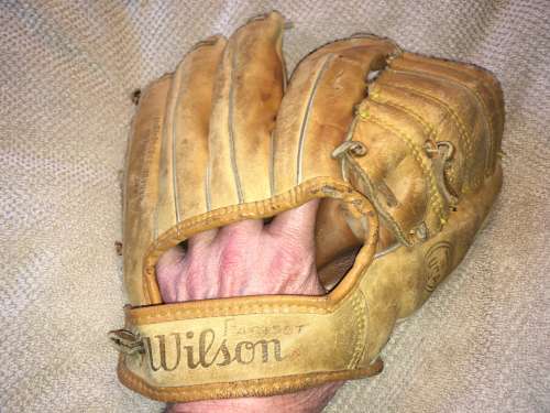 Harvey Kuenn Wilson A2234 Back