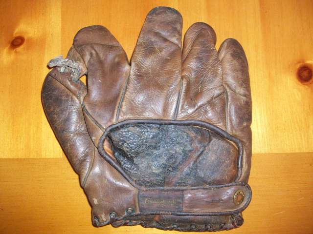 J.M. Brooks Thomas E. Wilson 650 Back