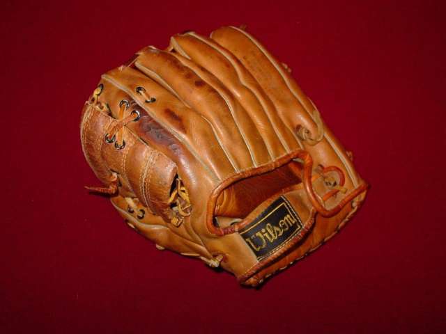 Lefty Gomez Wilson A2036 Lefty Back