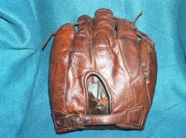 Red Faber Wilson 610 Back