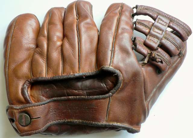 Ted Williams Wilson 614 Back