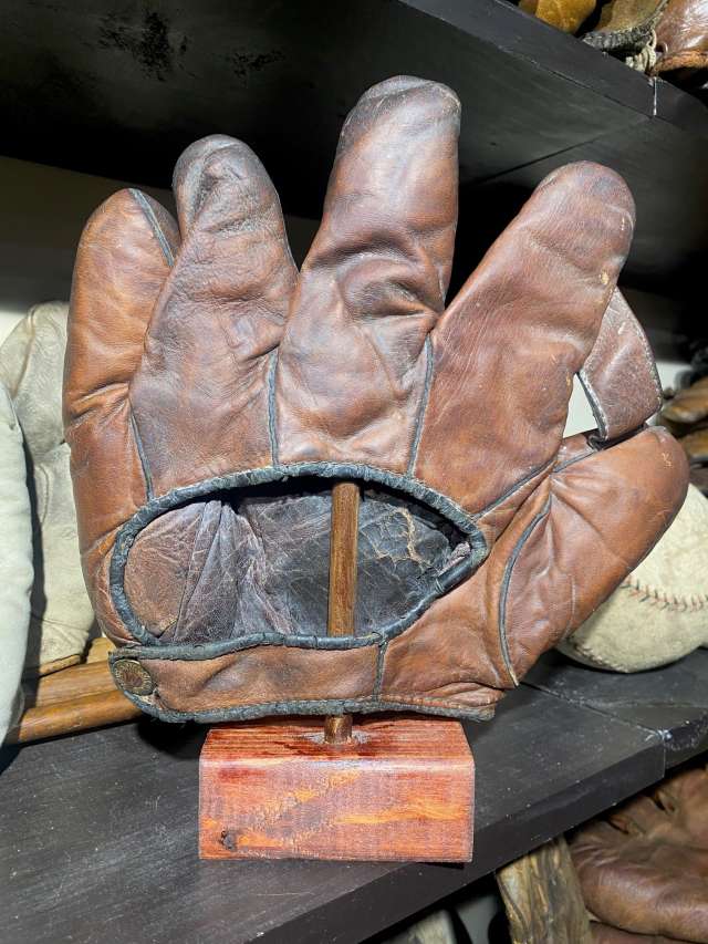 Thomas E. Wilson 1 Inch Web Back