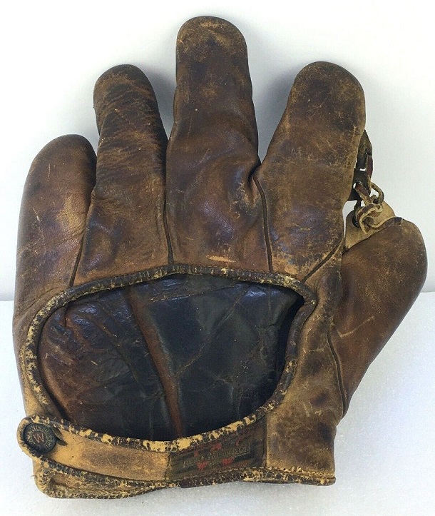 Thomas E. Wilson 650LF Grommet Web Back