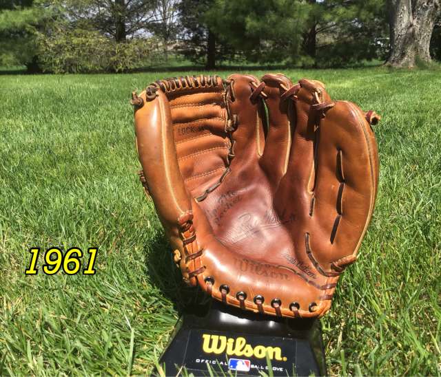 1961 Wilson A2000 Front