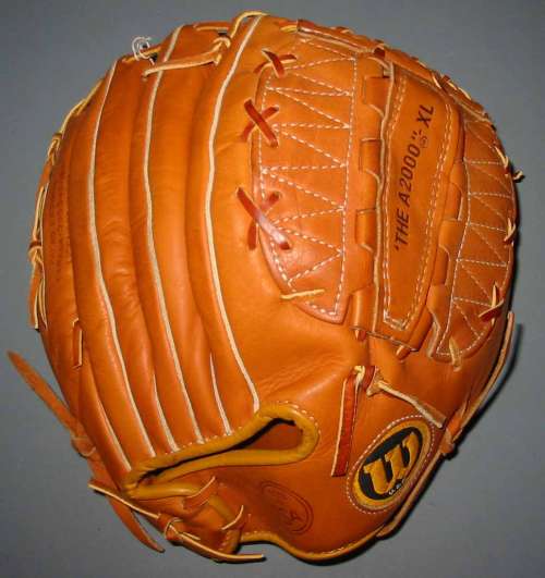 Wilson A2000 XL 1 Back