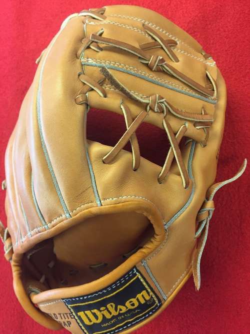 1958 Wilson A2000 Back