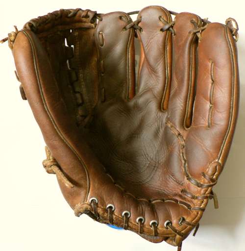 Wilson A2000 Front