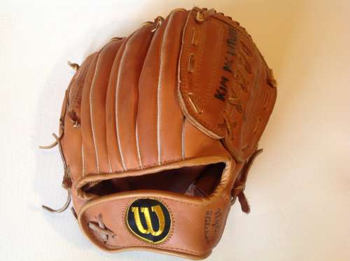 Wilson A2001 Back