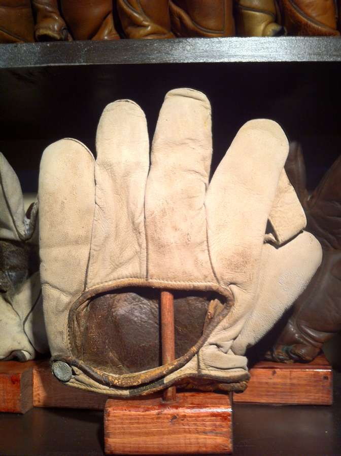 Victor, Wright & Ditson F12P Varsity 1 Inch  Back Wright & Ditson