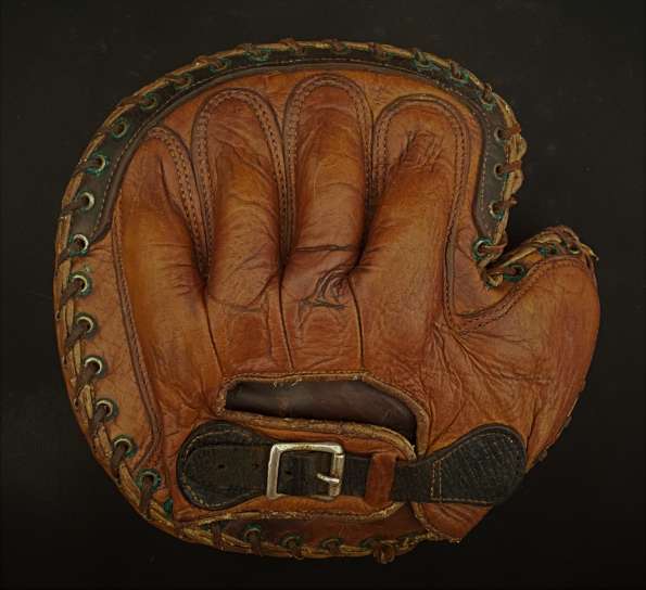 Bubbles Hargrave XAC Back XAC Baseball Glove Collector Gallery